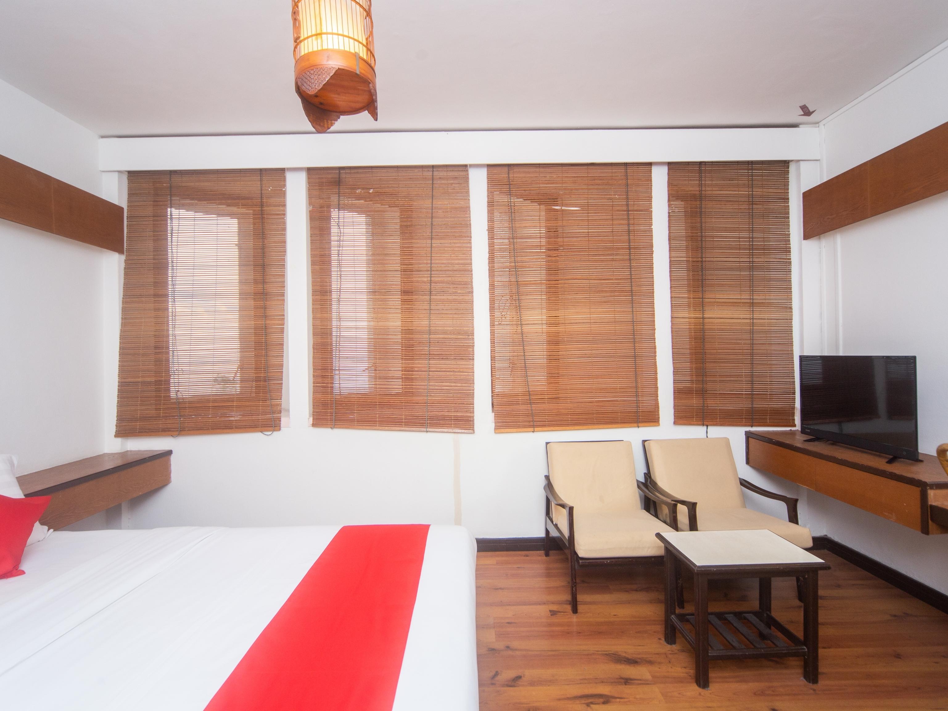 Oyo 1023 La Mirina Boutique Inn Buitenkant foto